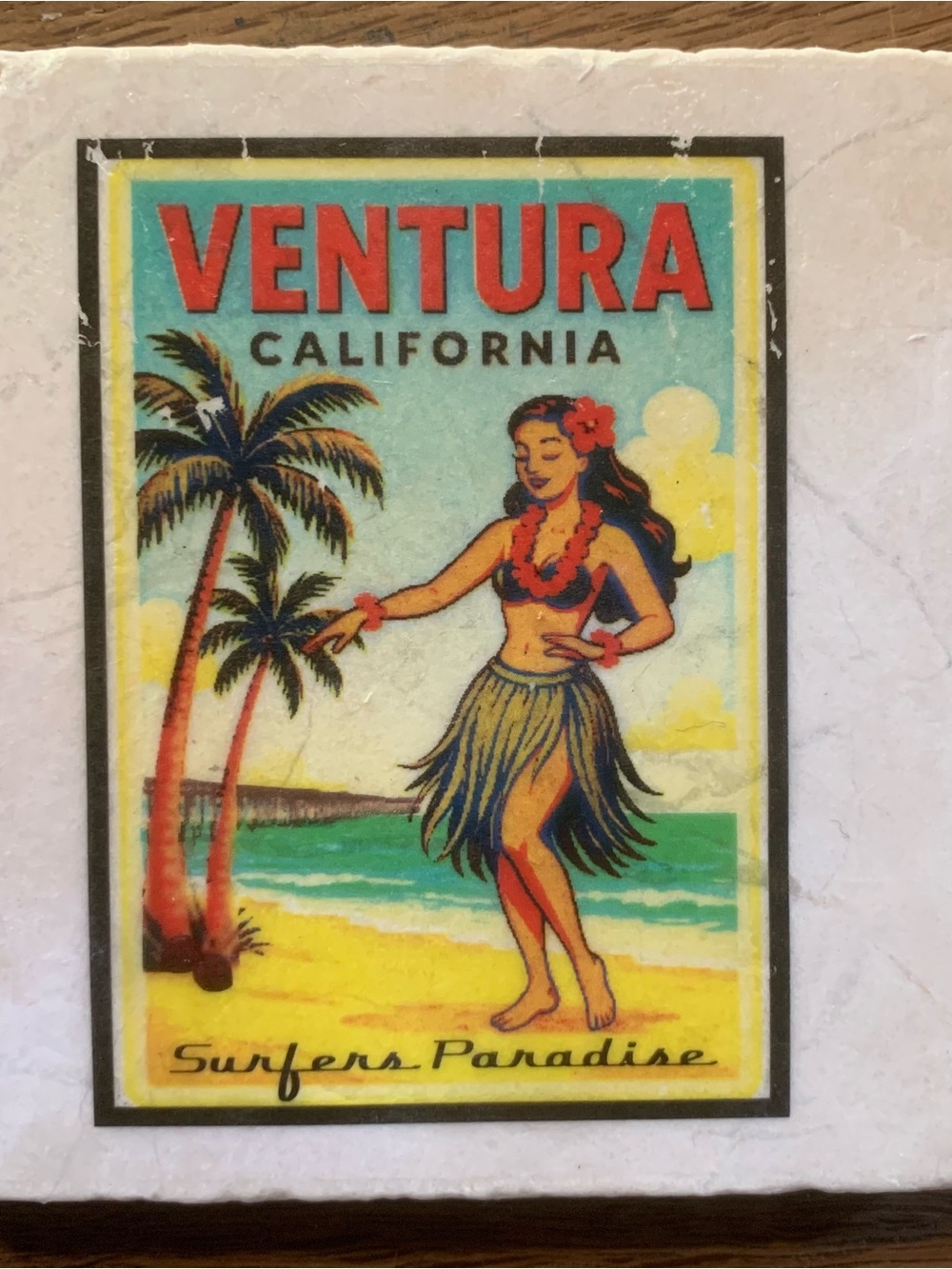 Ventura California Surfers Paradise Vintage-Style Wall Art - Red/Blue